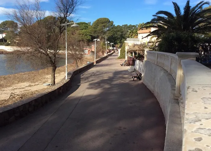 Mediterranee Paradise Apartment *