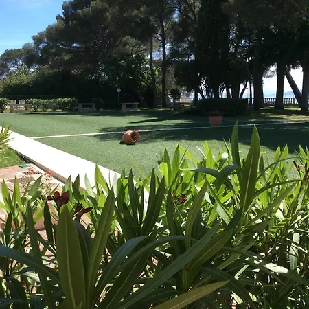 Daire Mediterranee Paradise ,acces Direct A La Mer, Parking Couvert