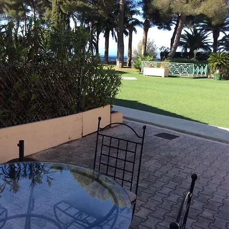 Mediterranee Paradise ,acces Direct A La Mer, Parking Couvert Lejlighed *